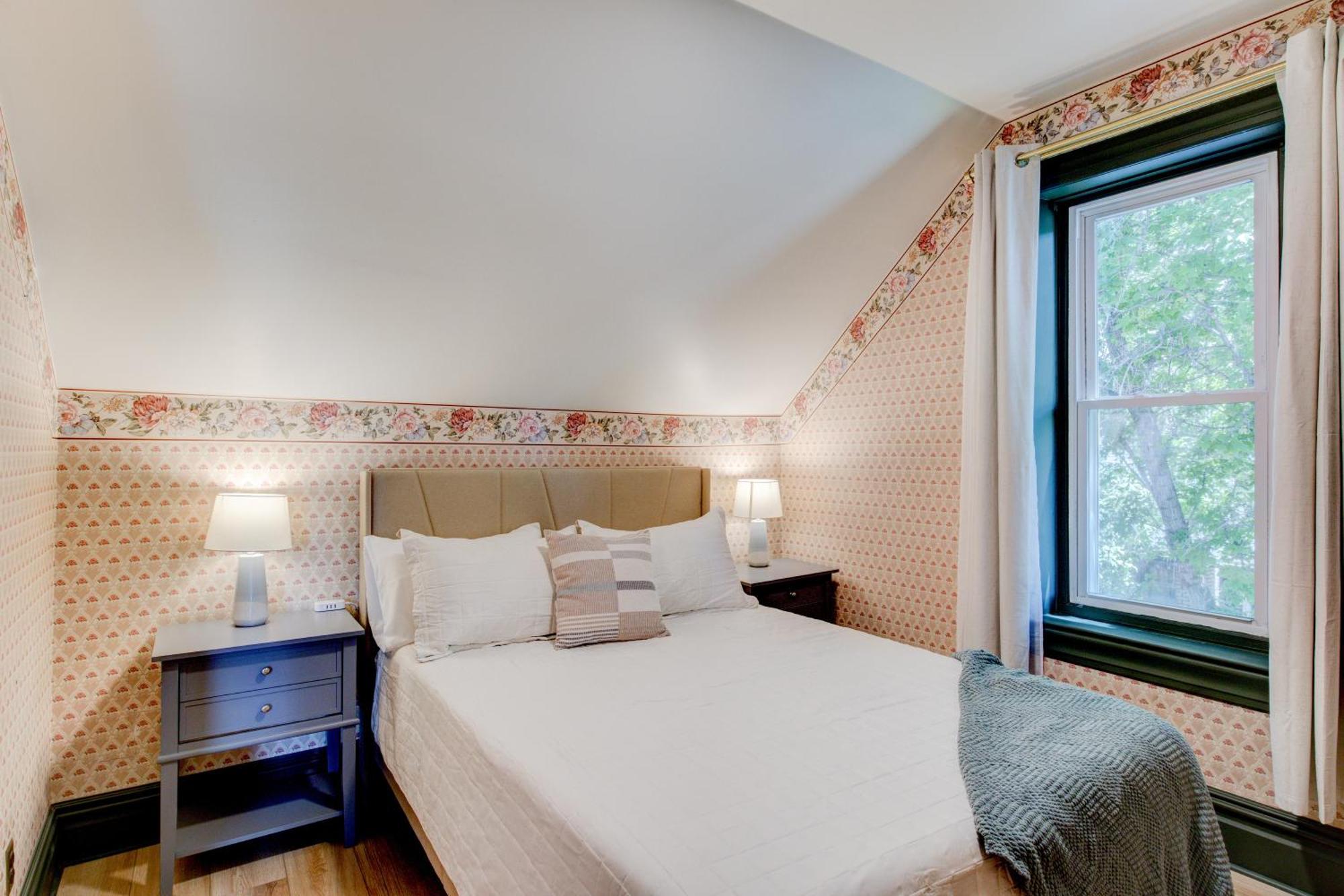 Art City Inn Спрингвил Екстериор снимка